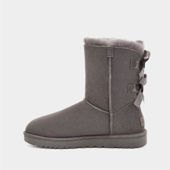 UGG Grey Bailey Bow ll - Picture 4 of 16